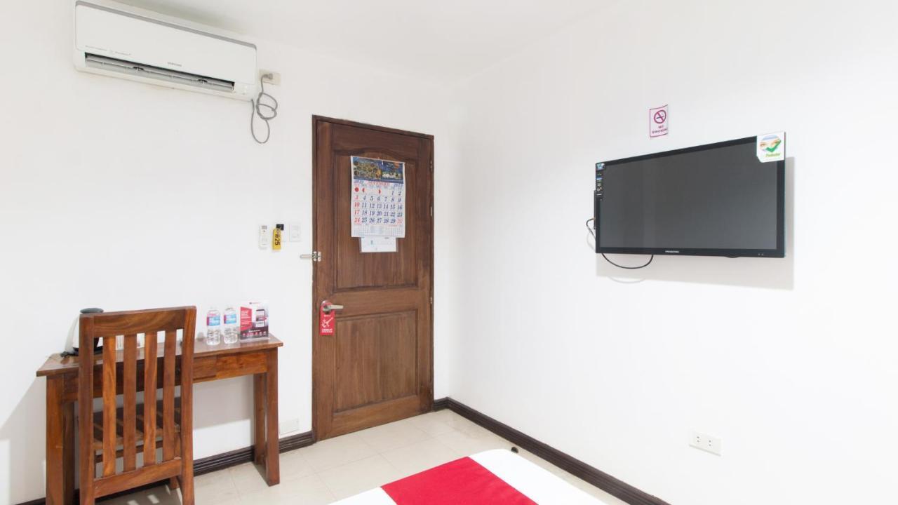 Reddoorz Plus Near Vigan City Commercial Center Eksteriør billede