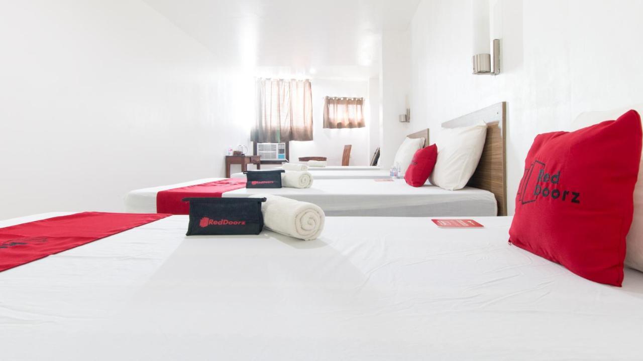 Reddoorz Plus Near Vigan City Commercial Center Eksteriør billede