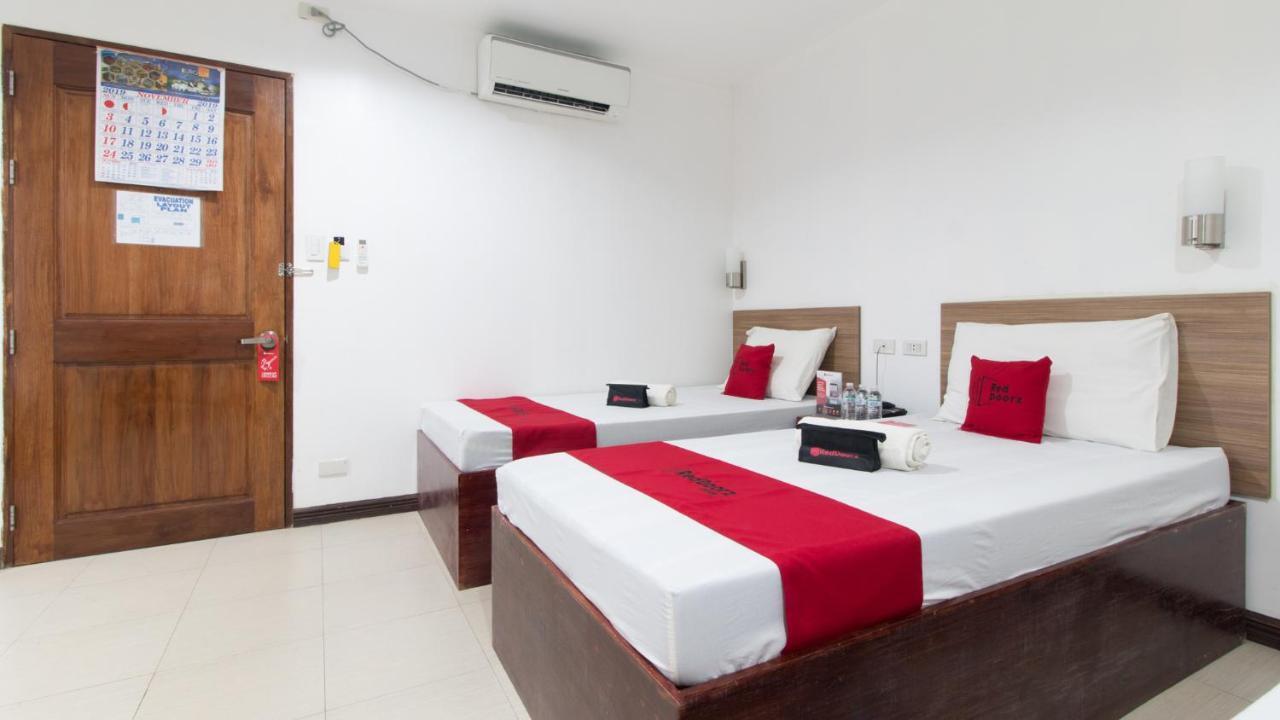 Reddoorz Plus Near Vigan City Commercial Center Eksteriør billede