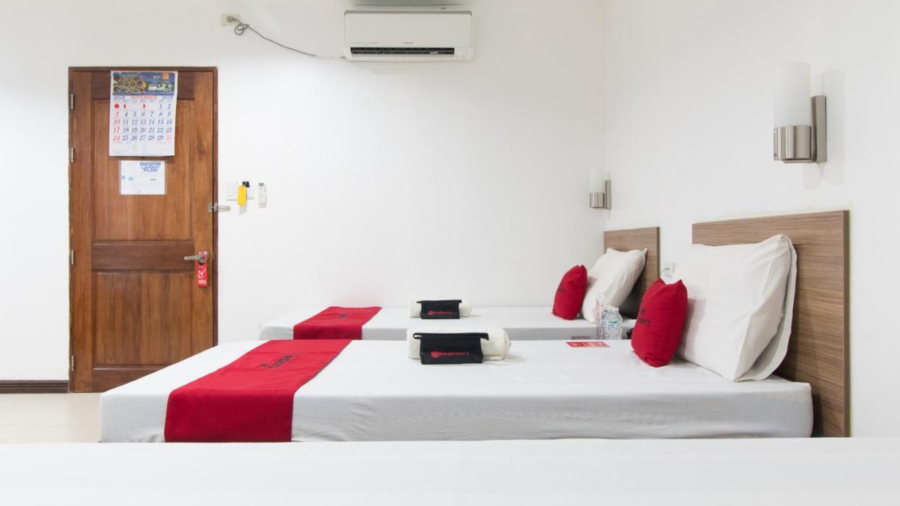 Reddoorz Plus Near Vigan City Commercial Center Eksteriør billede