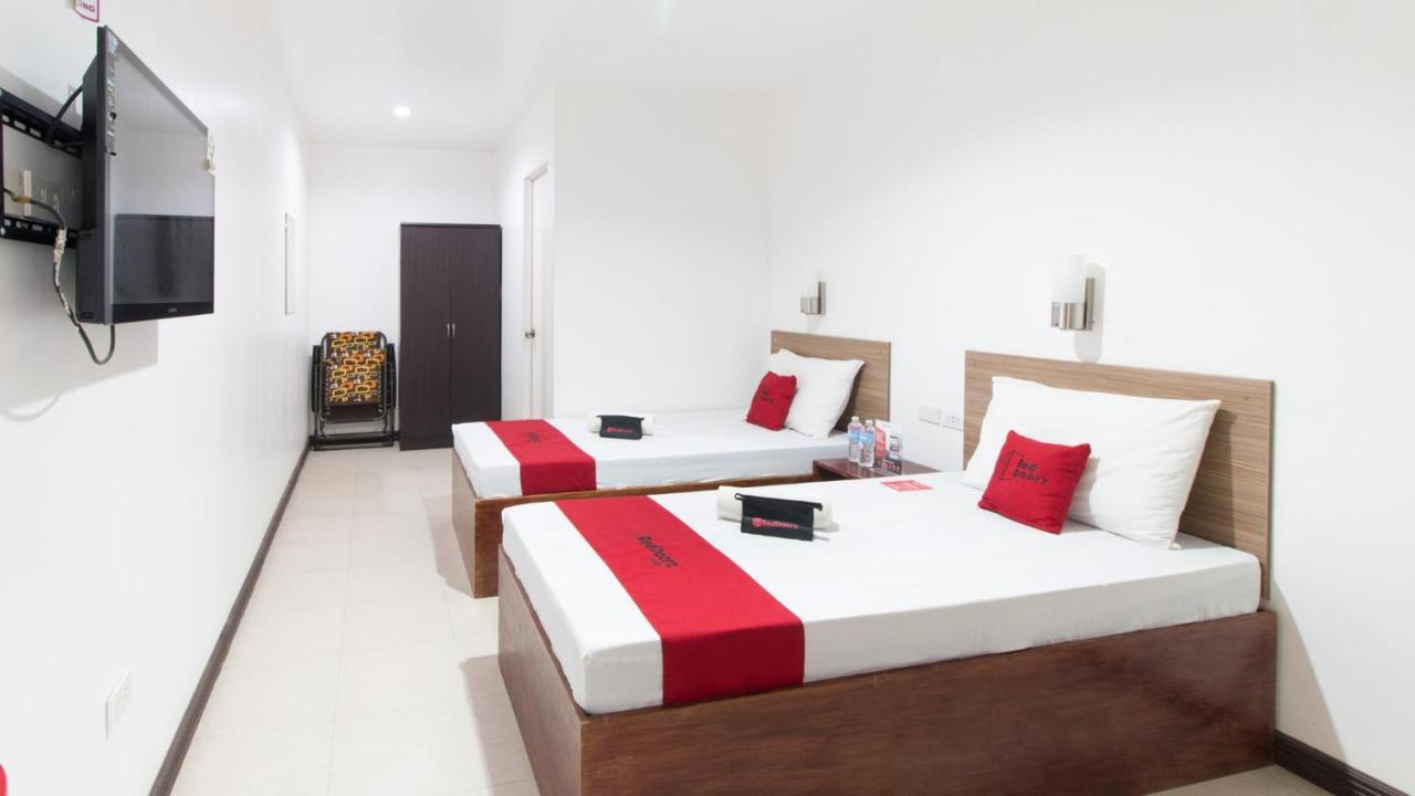 Reddoorz Plus Near Vigan City Commercial Center Eksteriør billede