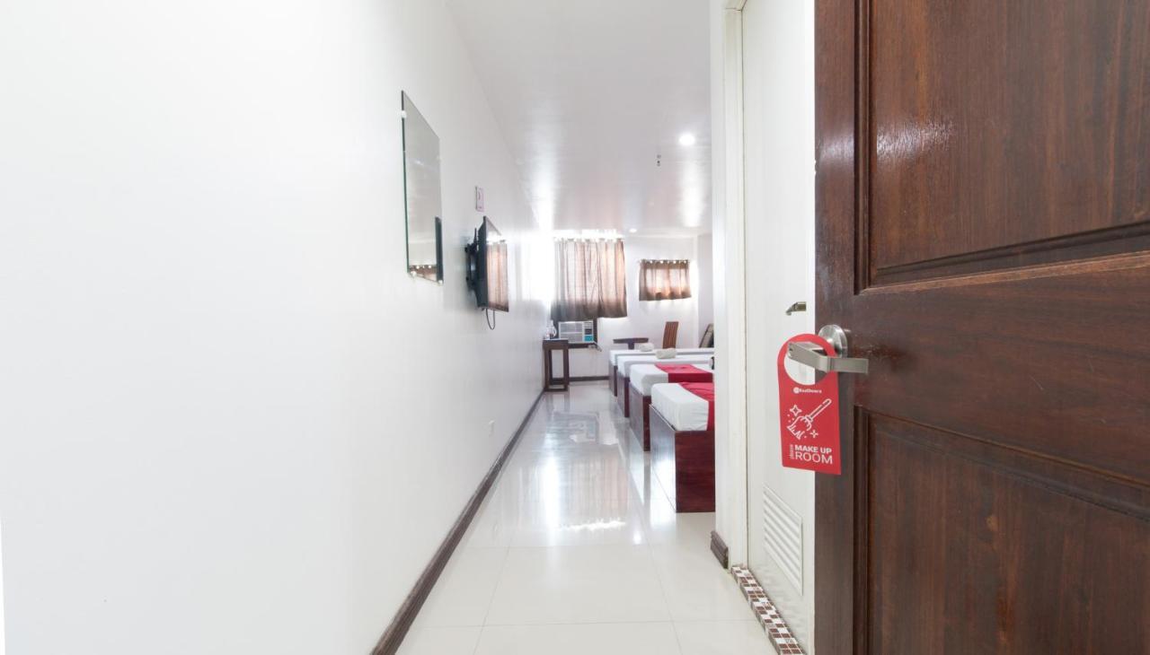 Reddoorz Plus Near Vigan City Commercial Center Eksteriør billede